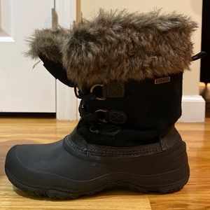 Khombu black boots (size 7M)